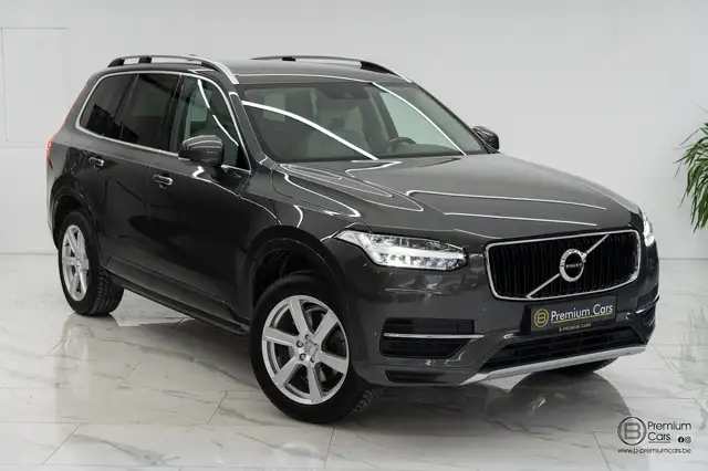 Volvo XC90 view 7