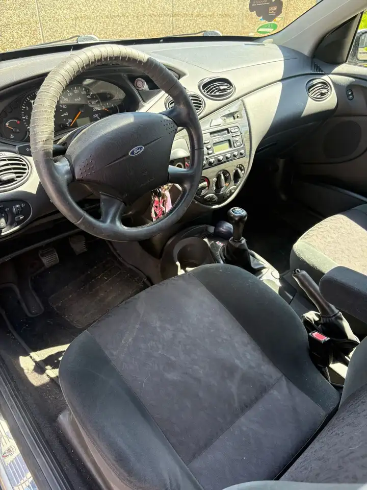 Ford Focus Ghia, foto 3