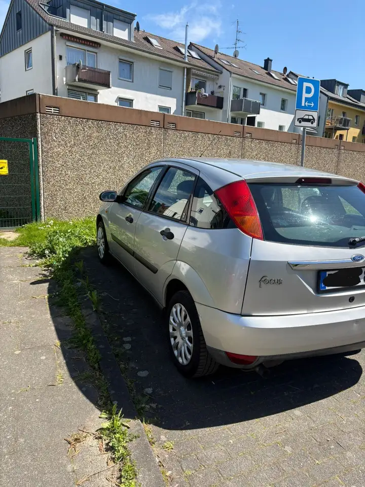 Ford Focus Ghia, foto 6