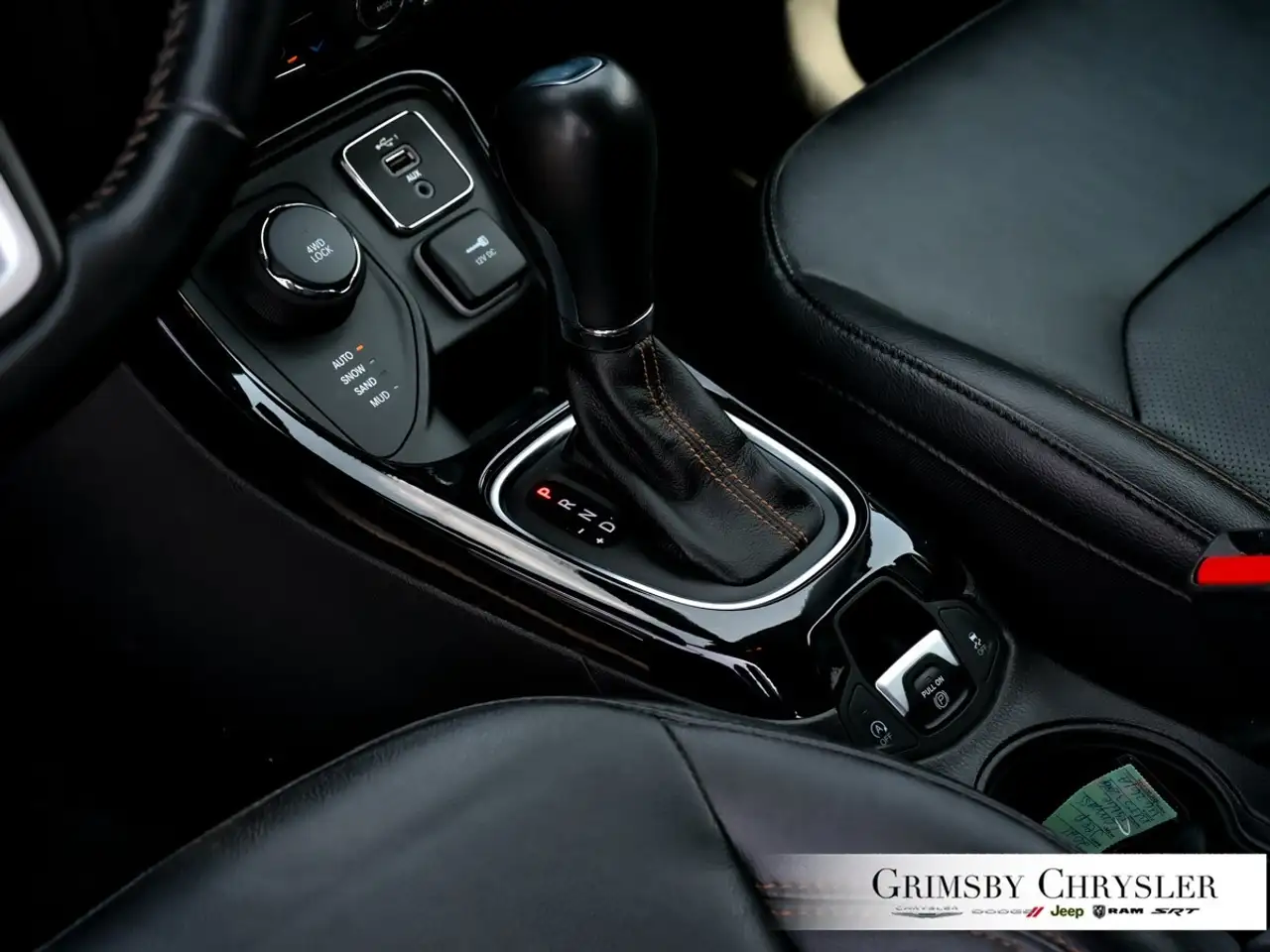 Jeep Compass photo Jeep Compass
