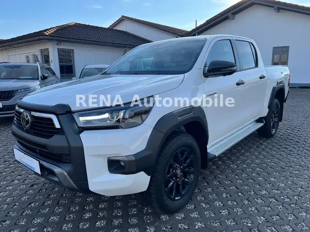 Toyota Hilux Invincible 2.8 Mild-Hybrid*360°*JBL*LED*