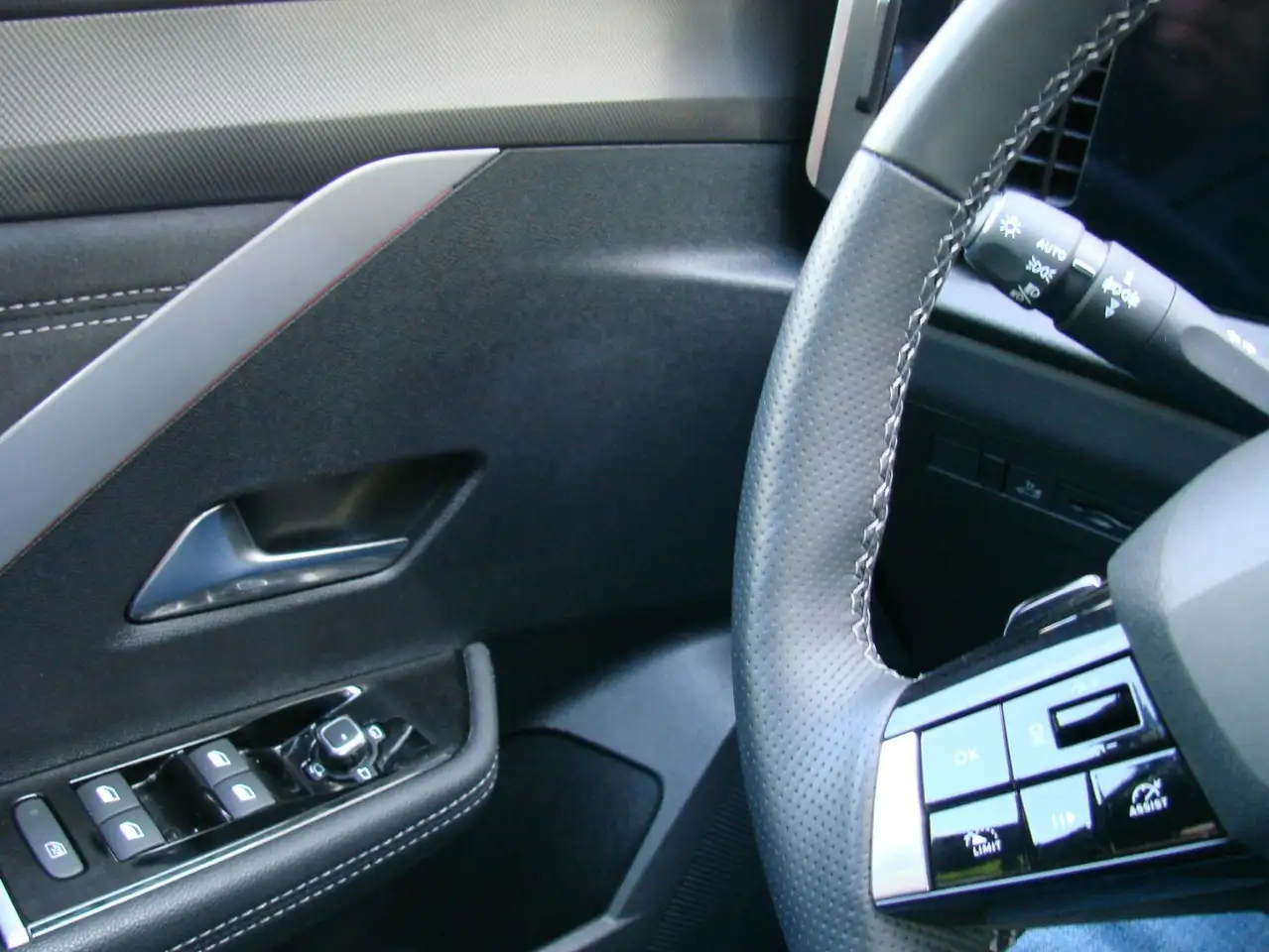 Opel Astra Sports Tourer Ultimate LED Pano HUD ACC 360, миниатюра 9