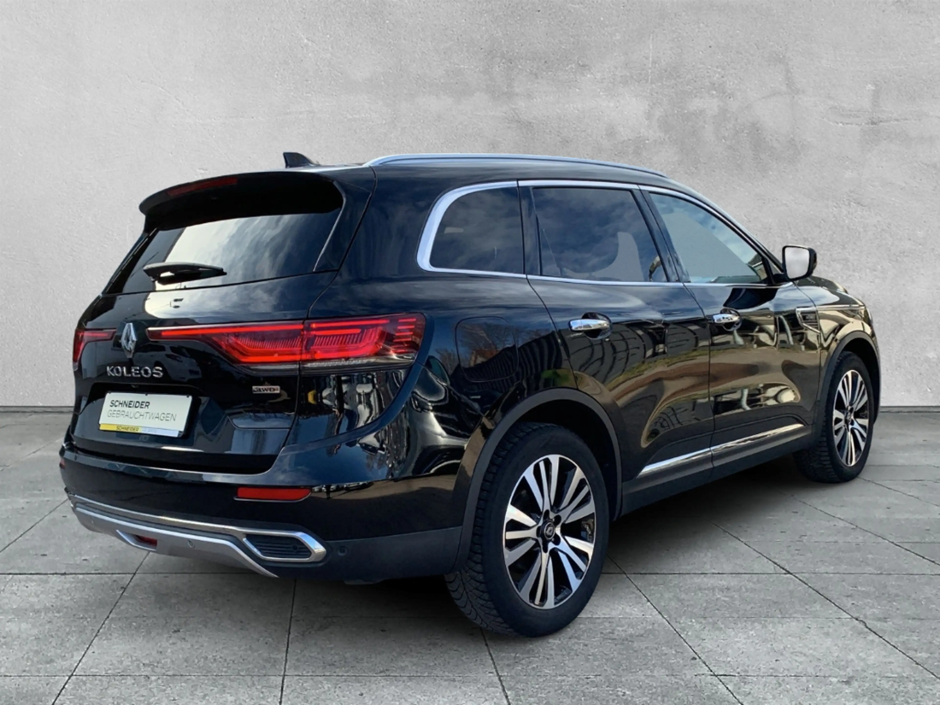Renault Koleos INITIALE PARIS 4x4 20 BLUE dCi Initiale Paris BOSE — photo 5