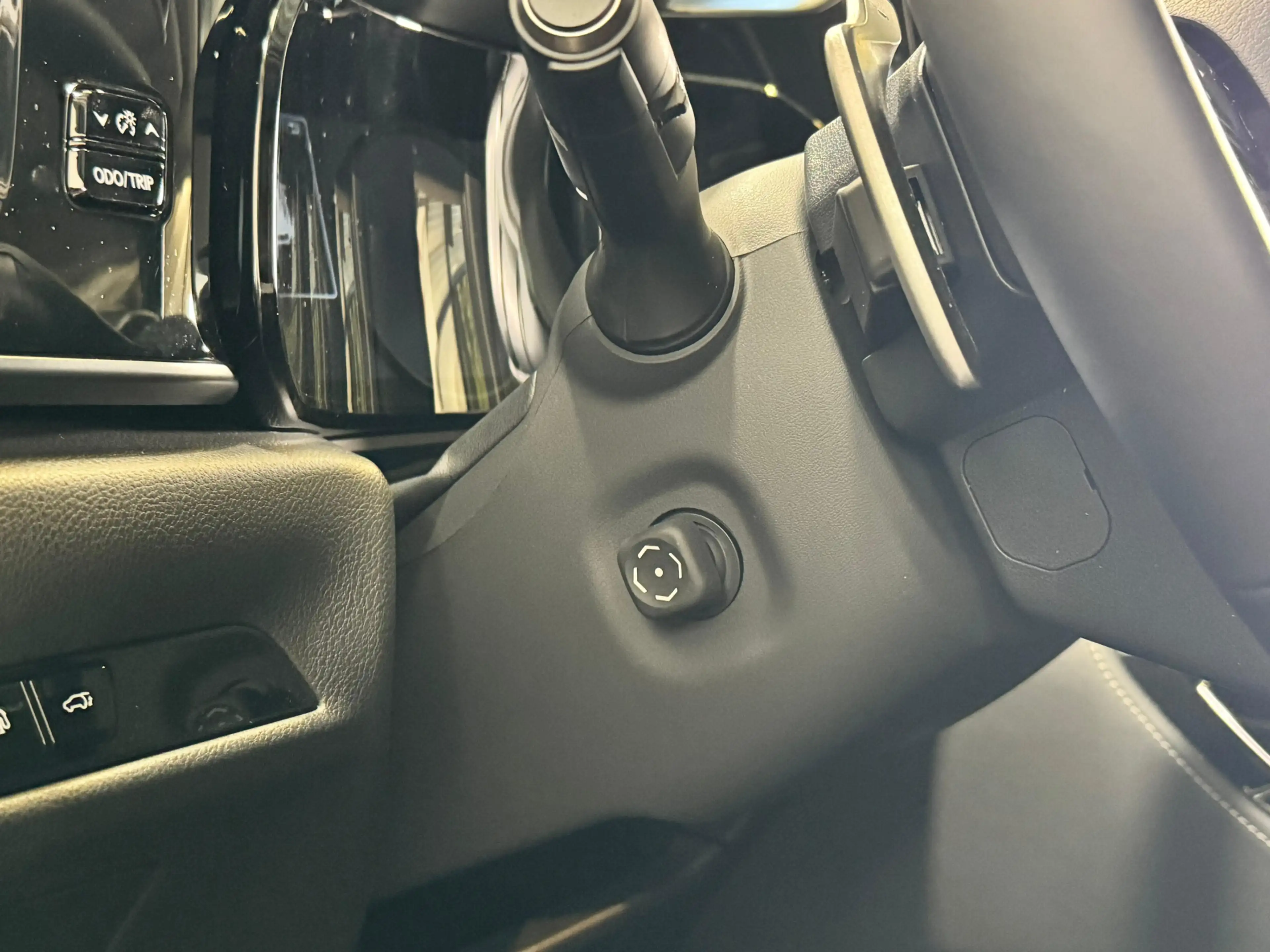 Lexus NX 450h+ AWD Luxury Line | Trekhaak | Stuur -en stoelverwar — photo 12