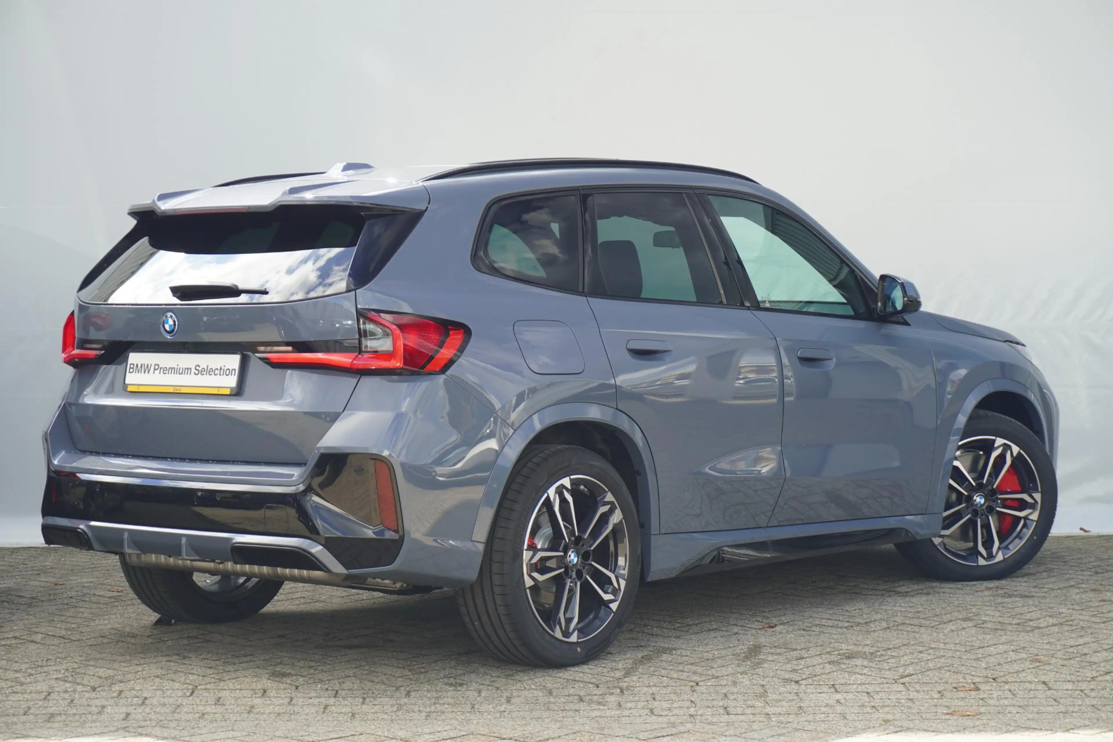 BMW X1 xDrive25e | — photo 2