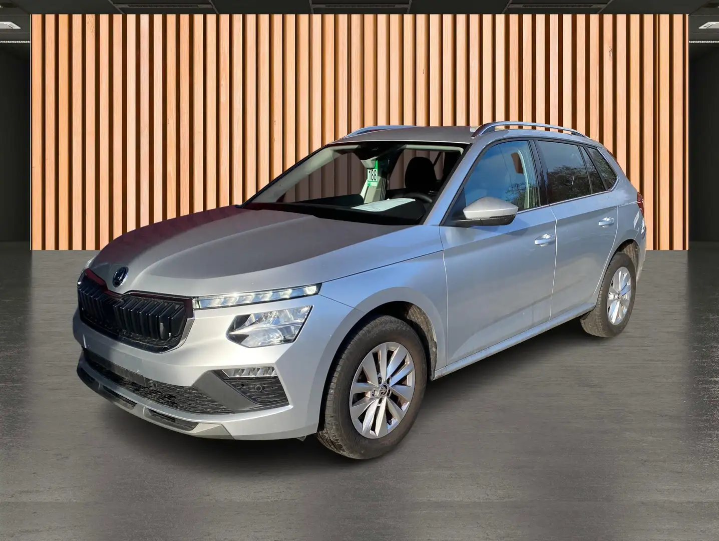 Skoda Kamiq 1.0 TSI DSG Selection*DAB+*beh.Lenkrad Argintiu - 2