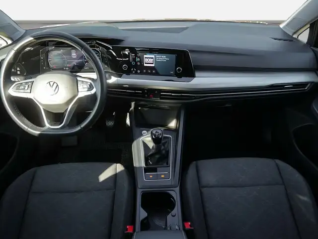 Volkswagen Golf view 5