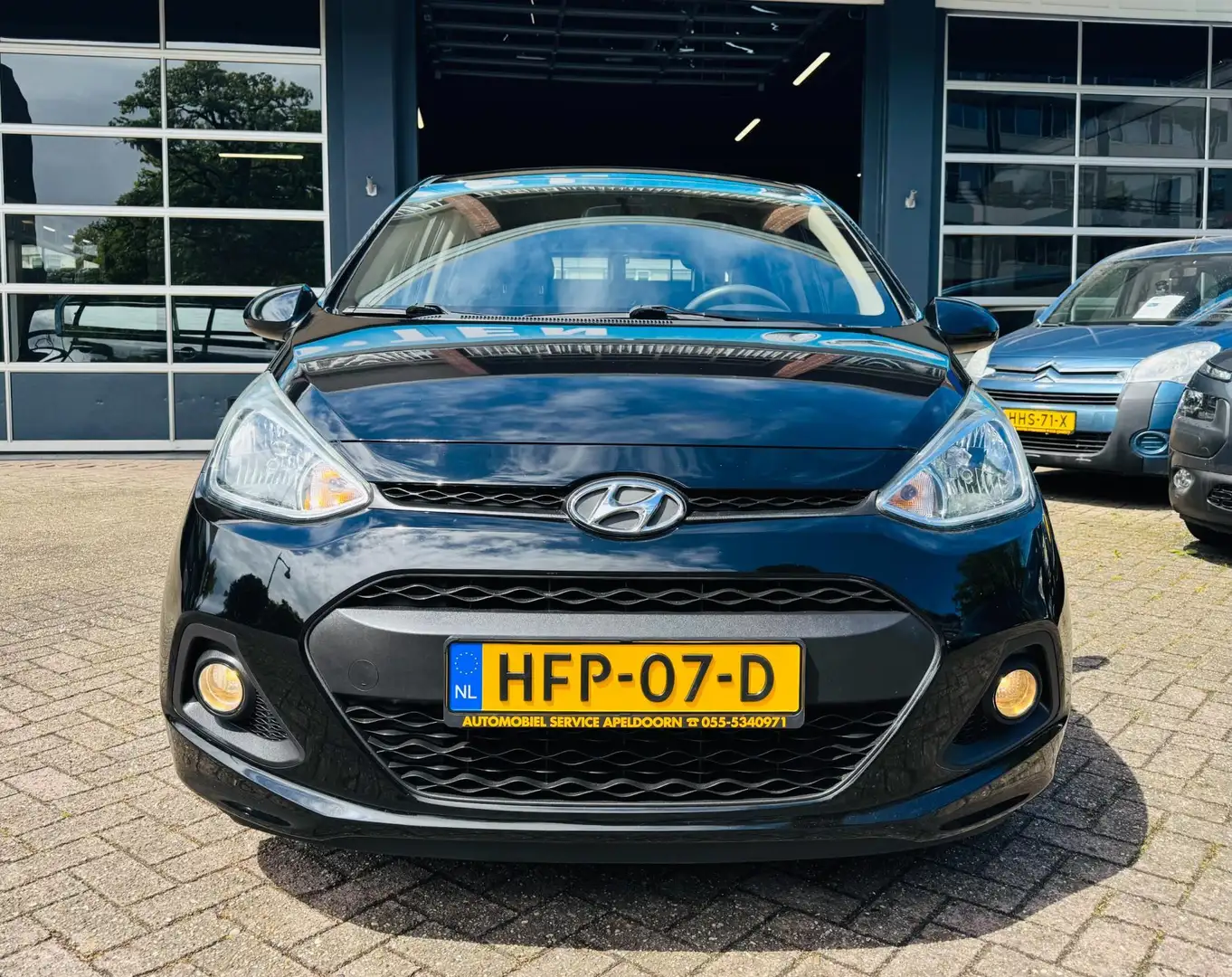 Hyundai i10 1.0i i- Drive *AIRCO*NW. APK*STUURBEKR.*NW. APK*5D Zwart - 2