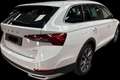 Skoda Octavia Scout 4x4 Blanc - thumbnail 4