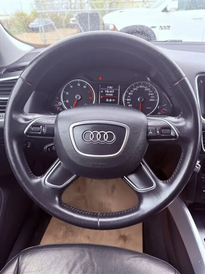 Audi Q5 снимка Audi Q5