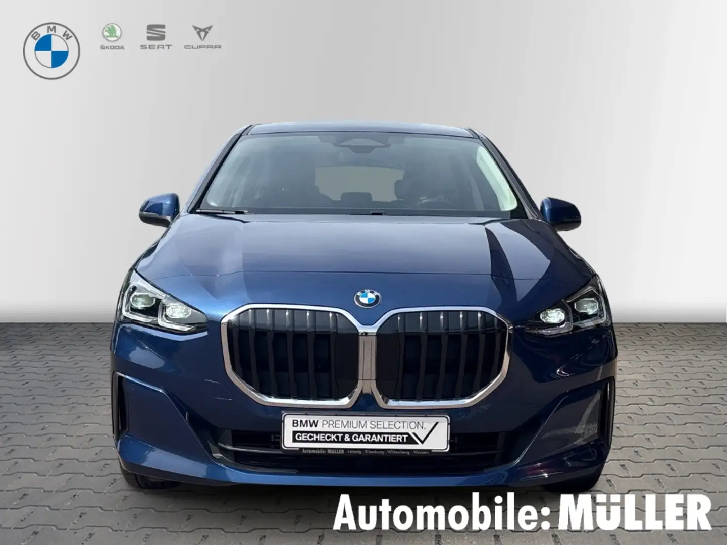 BMW 218 Active Tourer i Park-Assistent AHK-klappbar Navi D Blau - 2