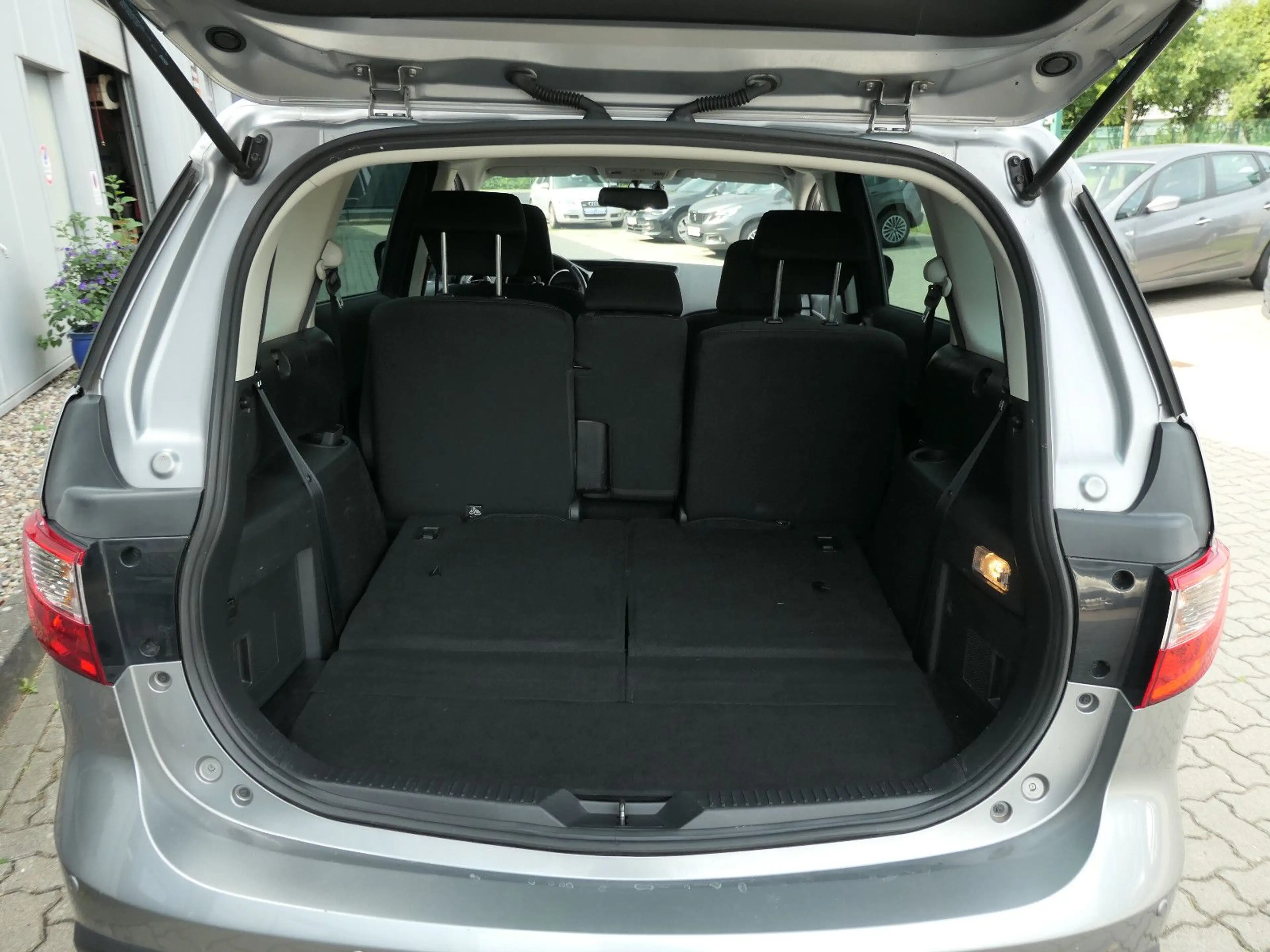 Mazda 5 Center-Line // AHK, Sitzh., PDC, Temp 7x Sitze — photo 10