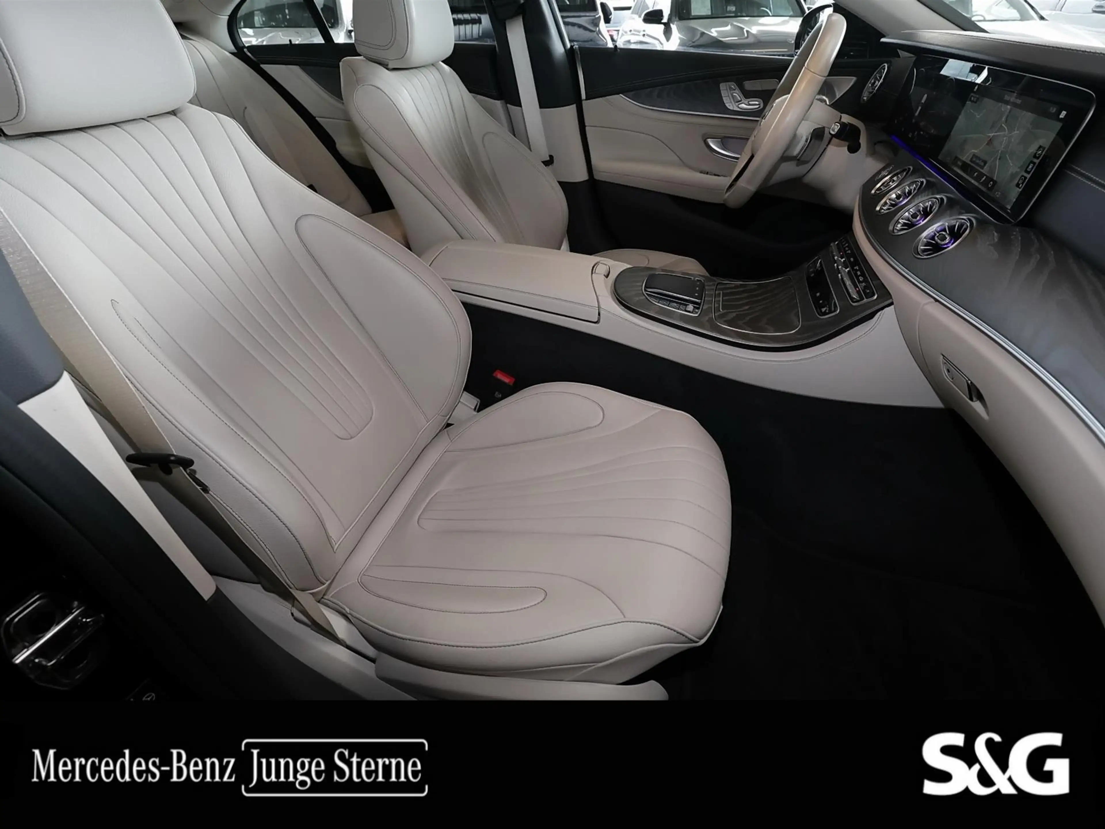 Mercedes-Benz CLS 300 d 4M AMG M-LED+360°+20+Sitzh.+MBUX — photo 5
