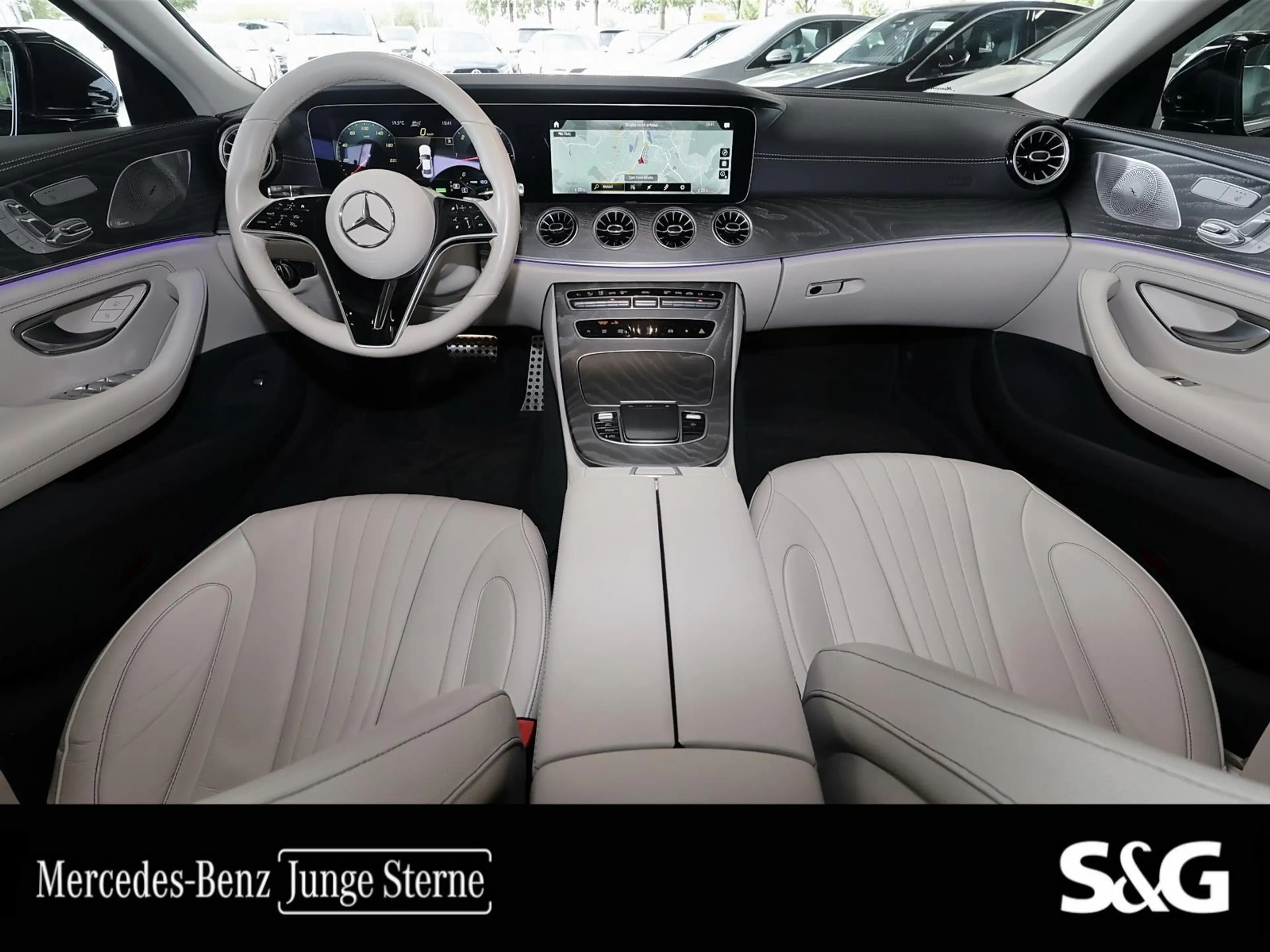 Mercedes-Benz CLS 300 d 4M AMG M-LED+360°+20+Sitzh.+MBUX — photo 6