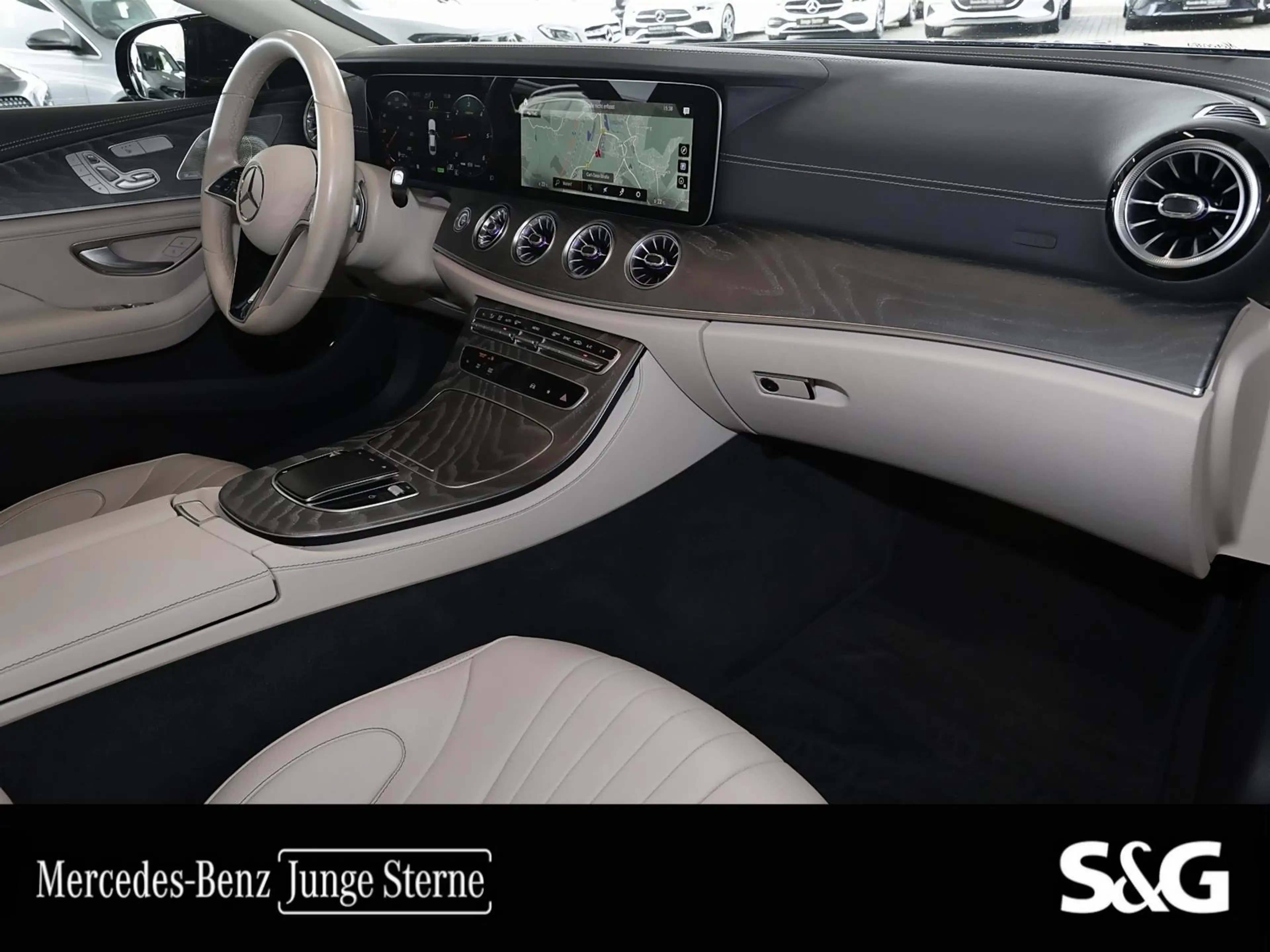 Mercedes-Benz CLS 300 d 4M AMG M-LED+360°+20+Sitzh.+MBUX — photo 9