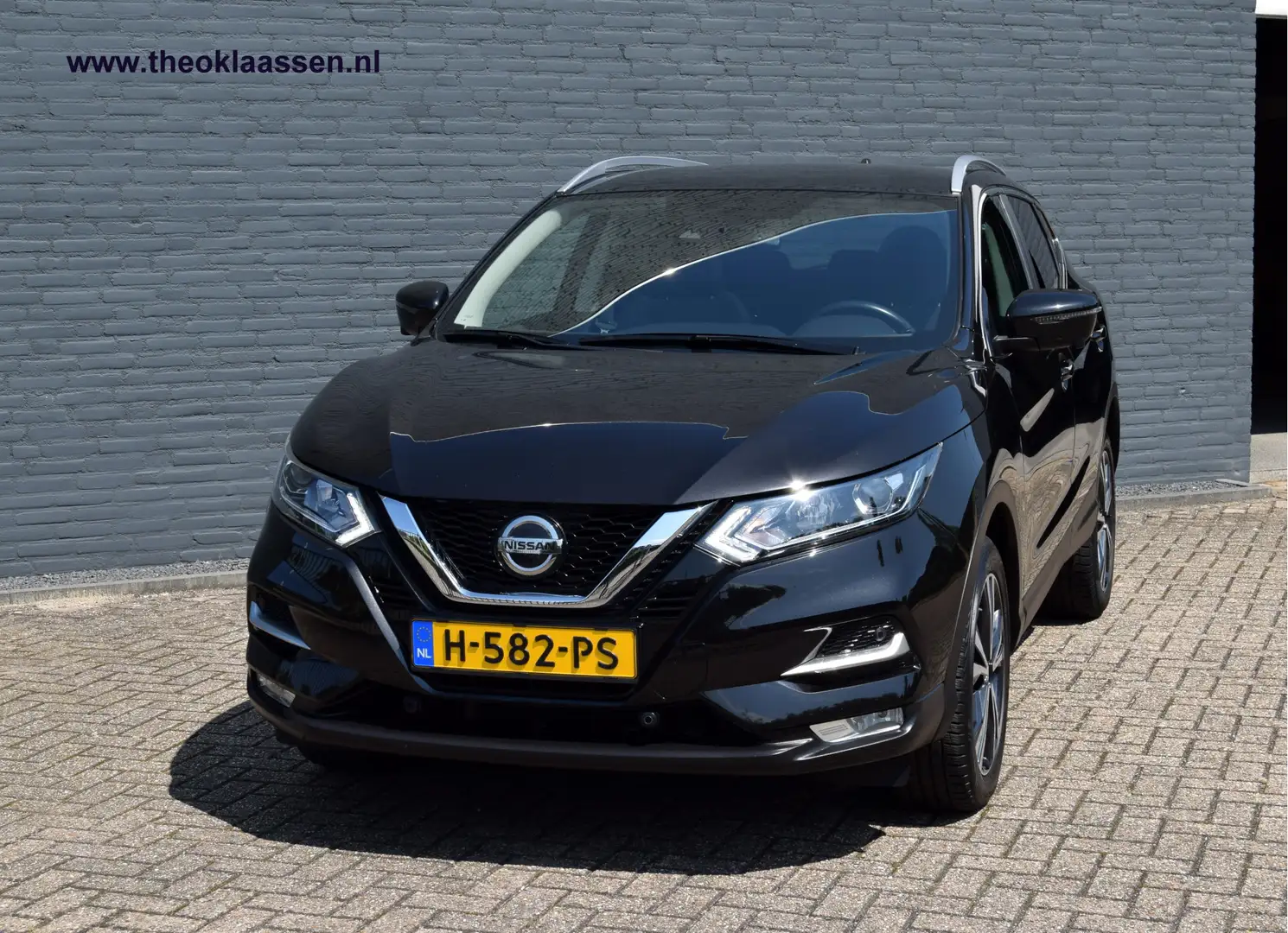 Nissan Qashqai 1.3 DIG-T N-Connecta Design Panoramadak Navigatie Mauve - 2