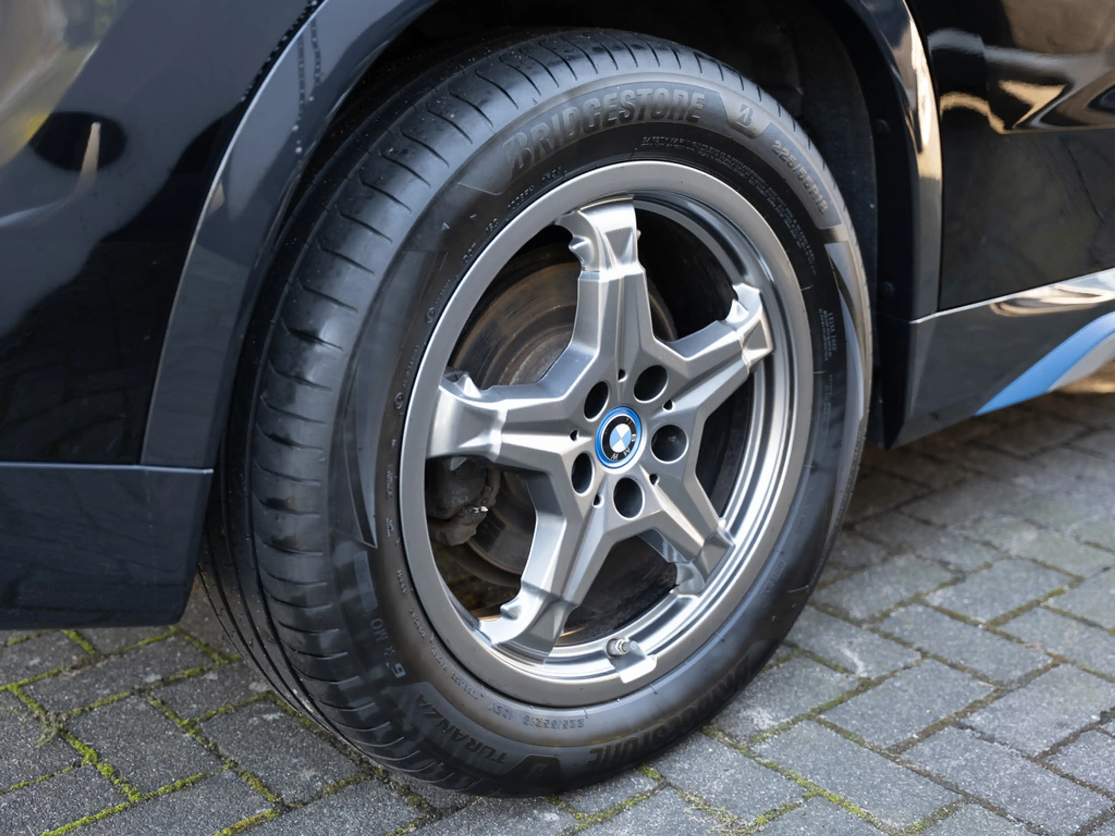 BMW iX1 xDrive30 xLine PANO LED NAVI KAMERA SHZ — photo 10