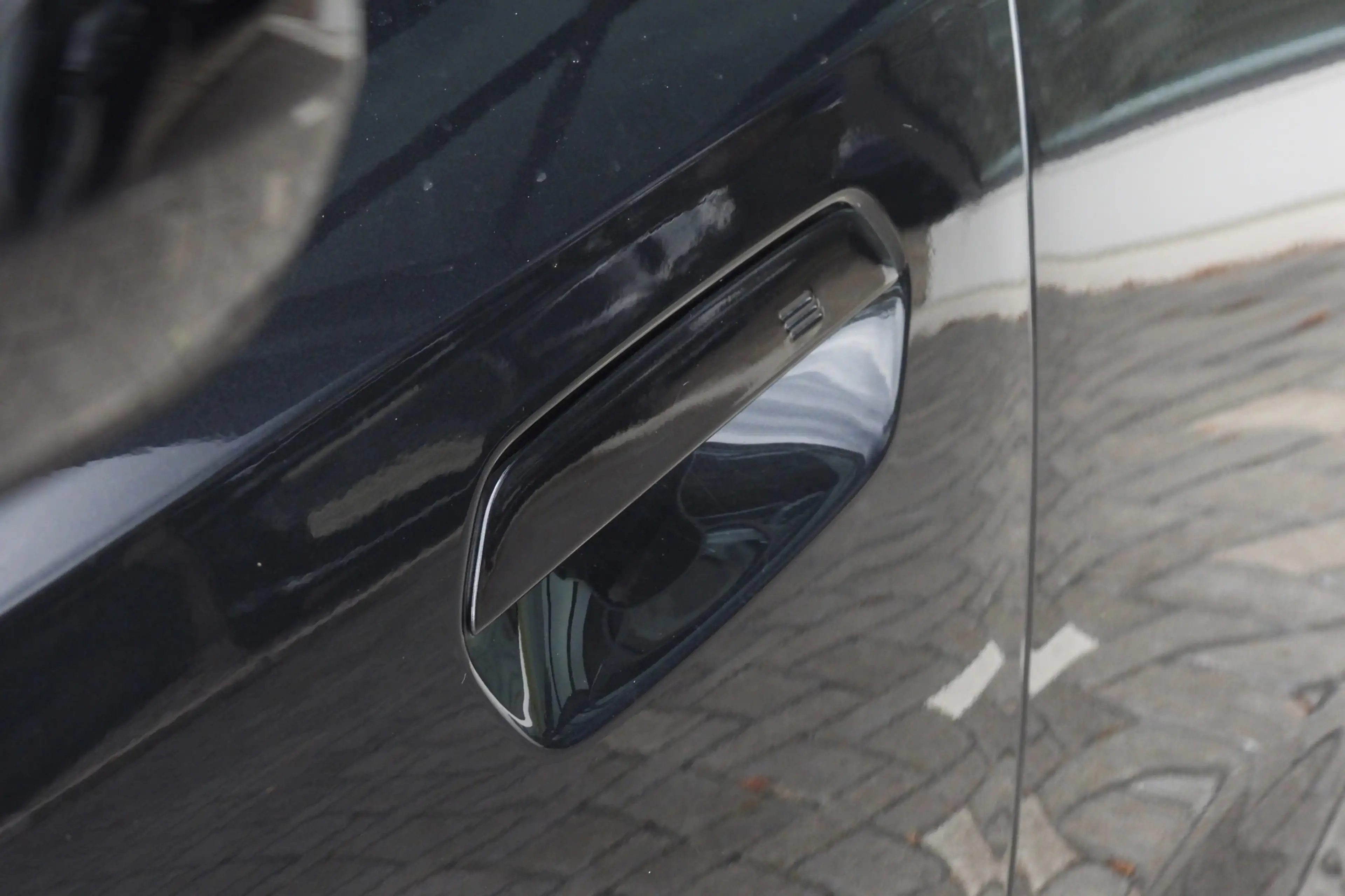BMW iX1 eDrive20 M Sport / Trekhaak / Panoramadak / Sports — photo 8
