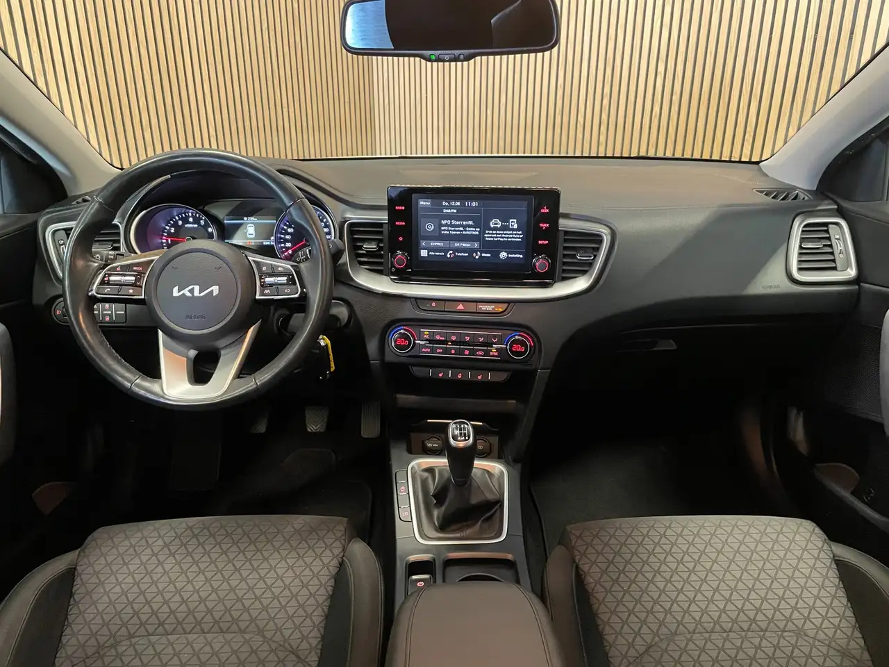 Kia Ceed Sportswagon 1.5 T-GDi DynamicLine 160 PK TREKHAAK, миниатюра 7