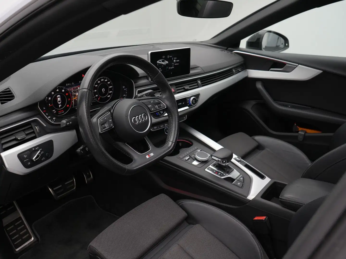 Audi A5 Sportback 2.0 TFSI 190 pk S-tronic Sport Pro Line Gris - 2