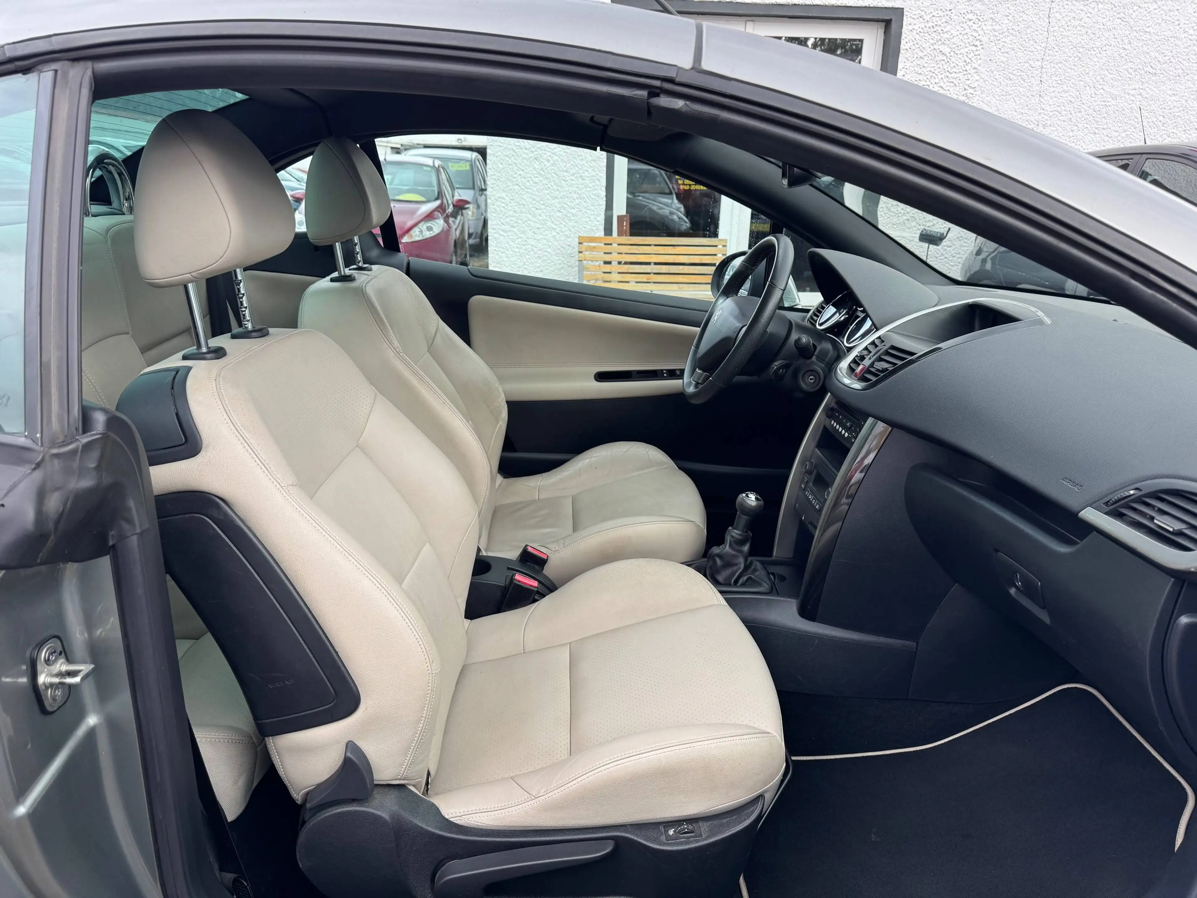 Peugeot 207 Allure, 1.Hand! *AHK, 90.000km* — photo 9