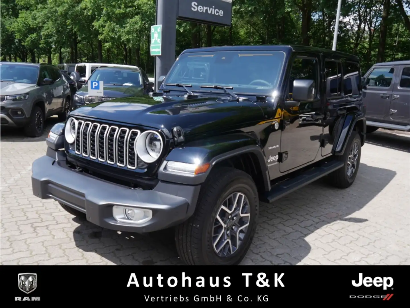 Jeep Wrangler Unlimited MY24 Sahara Hardtop Schwarz - 1