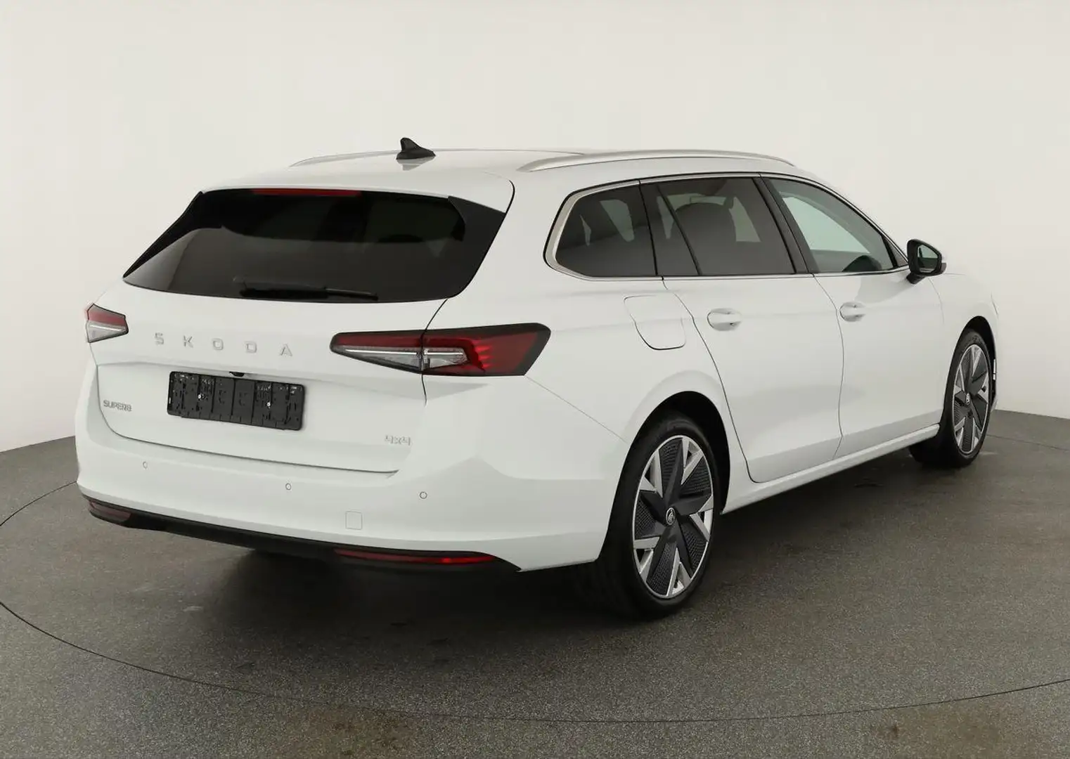 Skoda Superb Combi 2.0 TDI 142 kW 4x4 Selection DSG Selectio... Weiß - 2