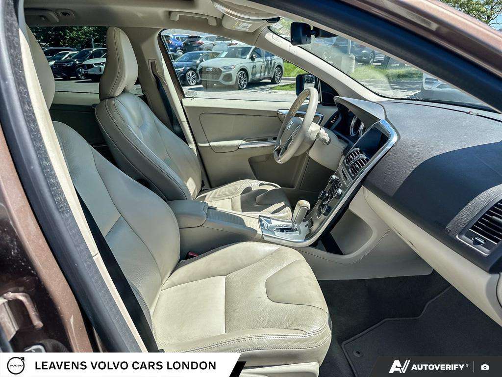 2012 Volvo XC60 T6 | Local Trade | Safety Certified | Heated Seats thumb 20