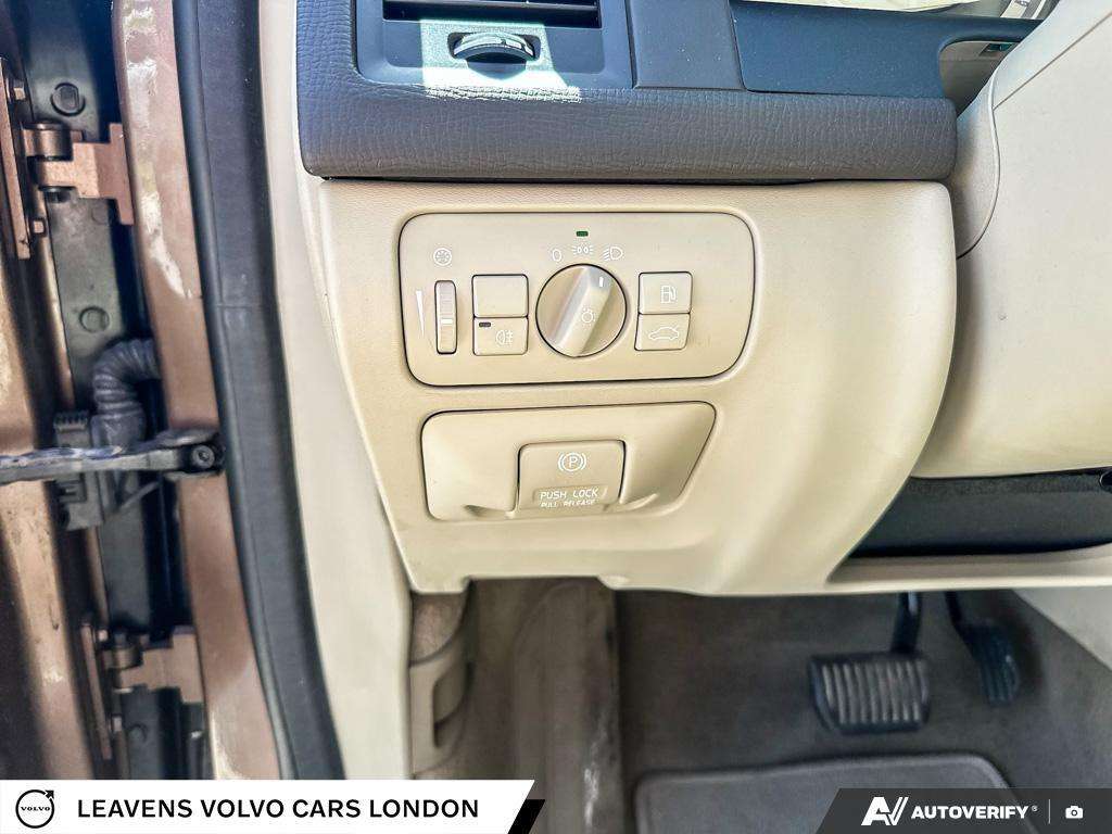 2012 Volvo XC60 T6 | Local Trade | Safety Certified | Heated Seats thumb 25
