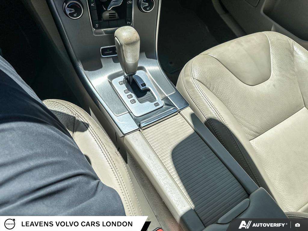 2012 Volvo XC60 T6 | Local Trade | Safety Certified | Heated Seats thumb 16