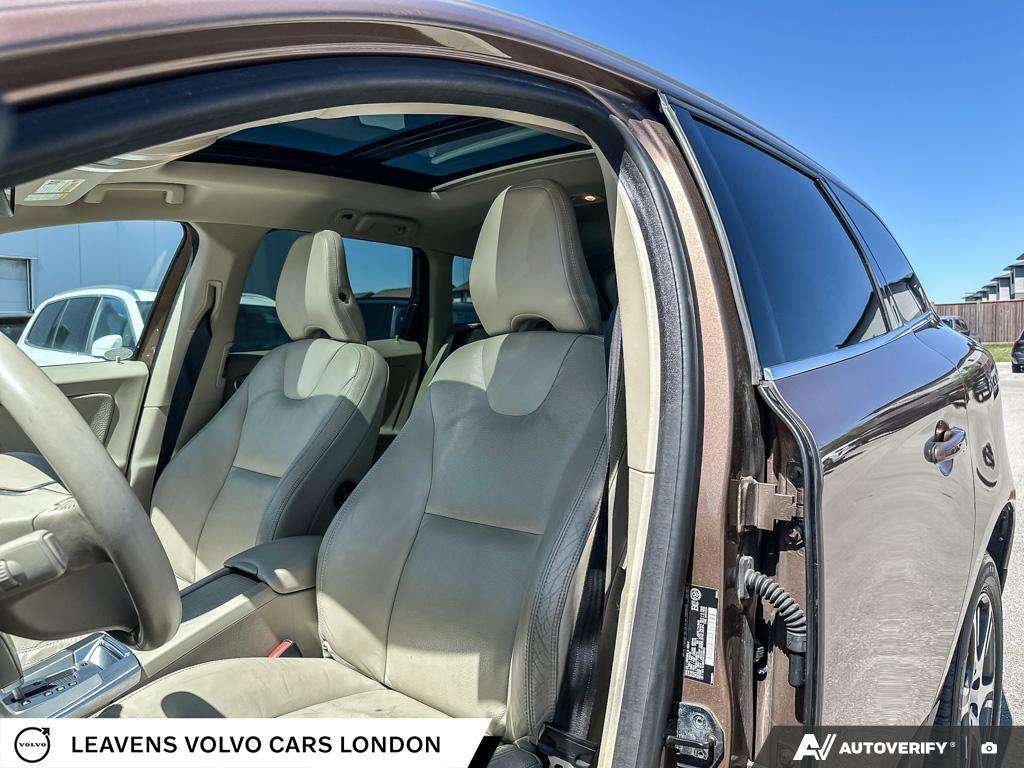 2012 Volvo XC60 T6 | Local Trade | Safety Certified | Heated Seats thumb 26