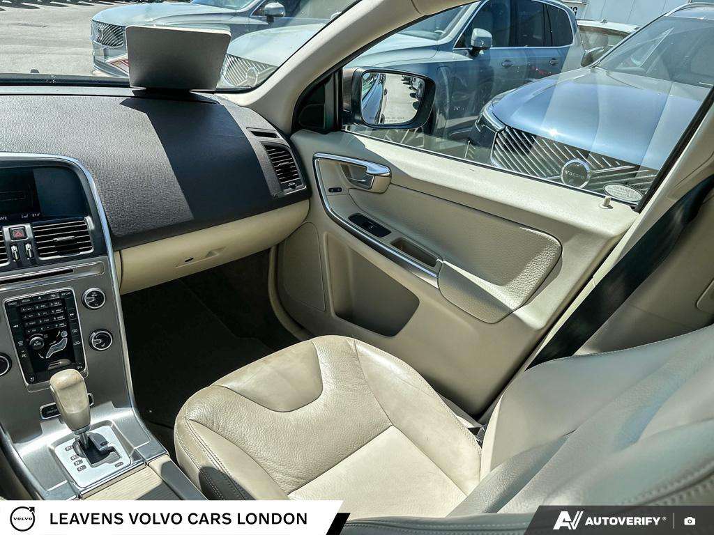 2012 Volvo XC60 T6 | Local Trade | Safety Certified | Heated Seats thumb 23