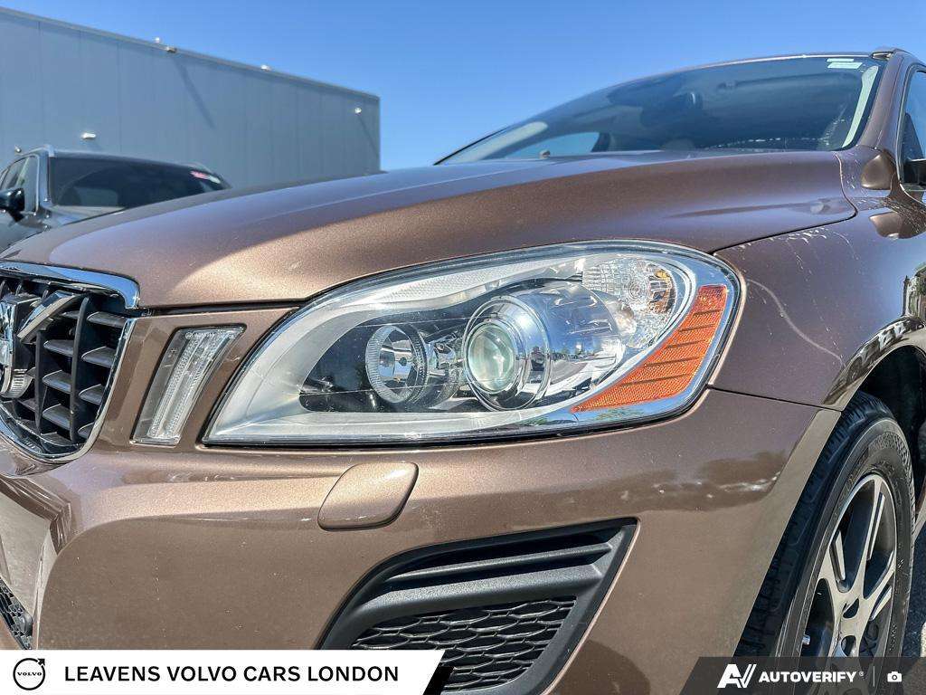 2012 Volvo XC60 T6 | Local Trade | Safety Certified | Heated Seats thumb 7
