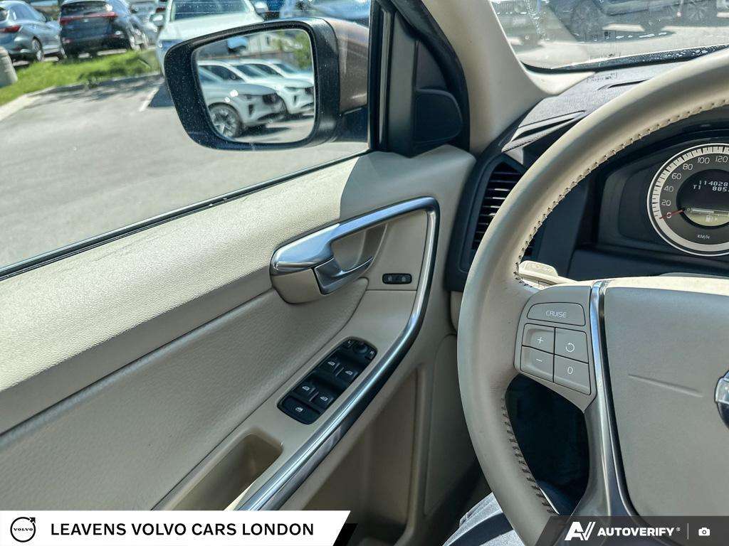 2012 Volvo XC60 T6 | Local Trade | Safety Certified | Heated Seats thumb 15