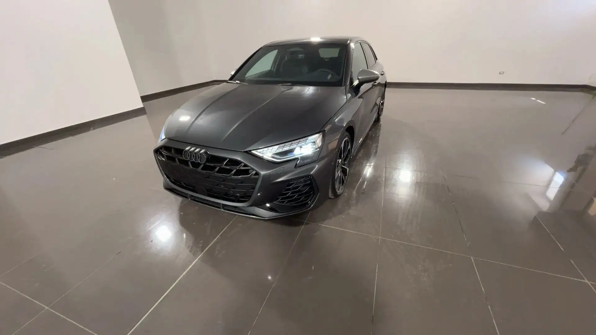 Audi S3 S3 Sportback 2.0 tfsi quattro s-tronic Grau - 1