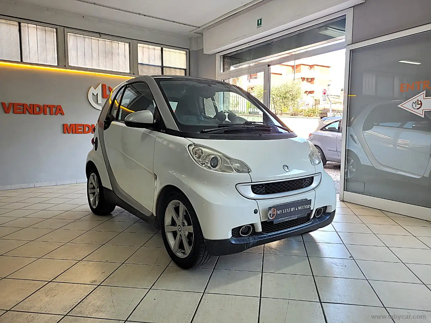 smart forTwo 1000 52 kW MHD coupé pulse UNIPRO*PCONS Bianco - 1
