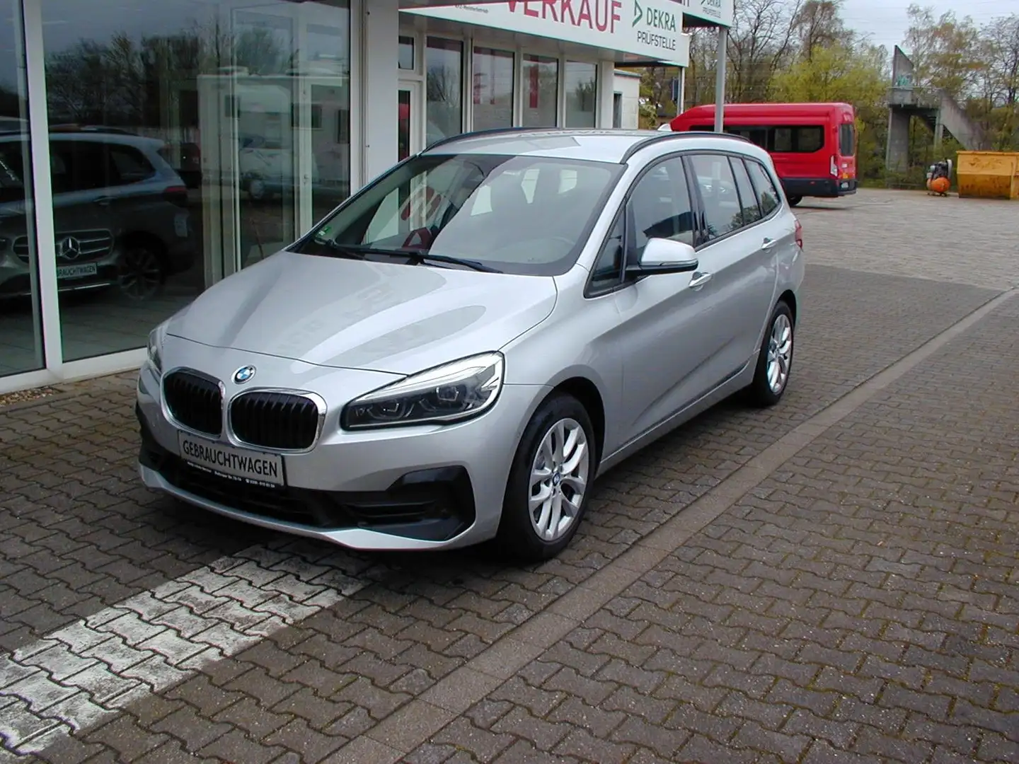 BMW 220 xDrive Leder Navi AHK Led Shz Silber - 1