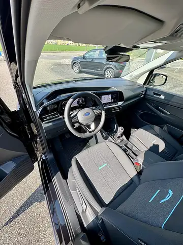 Ford Grand Tourneo Connect 2,0 EcoBlue L2 AWD Active Ansicht 18