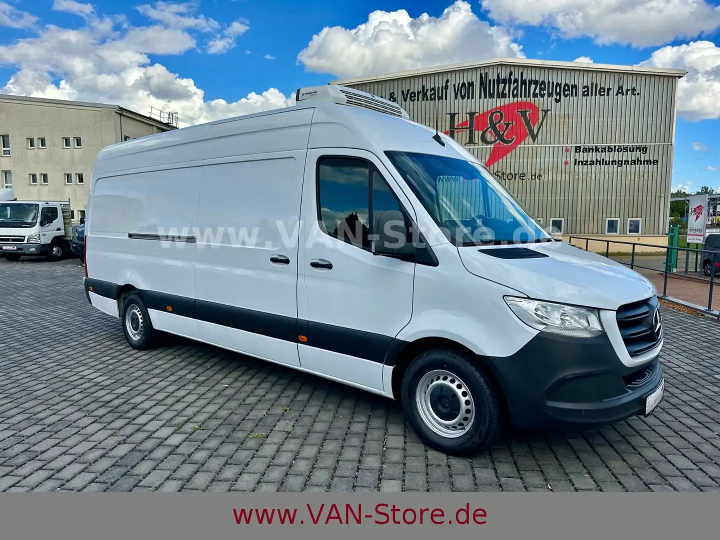 Mercedes-Benz SPRINTER 316 MAXI THERMO KING MBUX/DAB/TEMP Weiß - 1