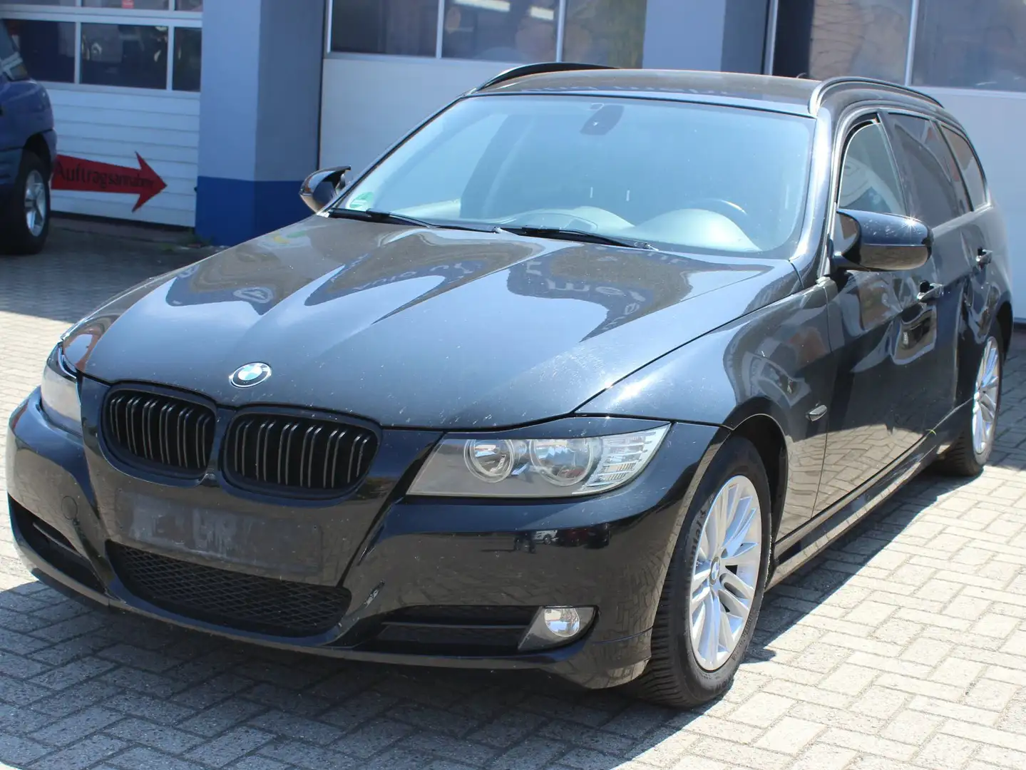 BMW 318 318d DPF Touring Edition Nero - 2