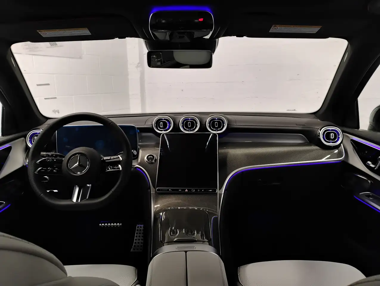 Mercedes-Benz GLC снимка Mercedes-Benz GLC