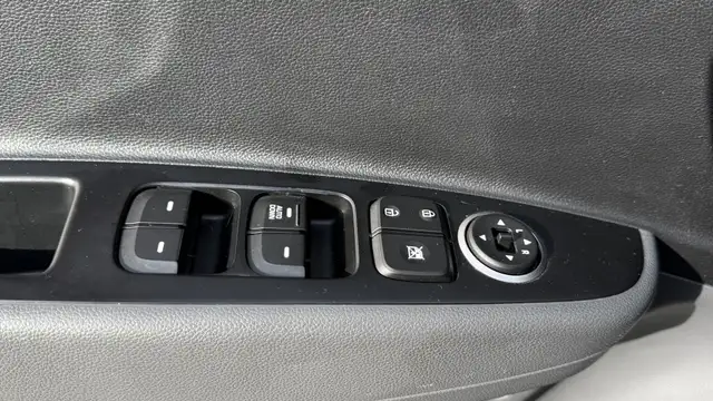 Hyundai I10 view 12