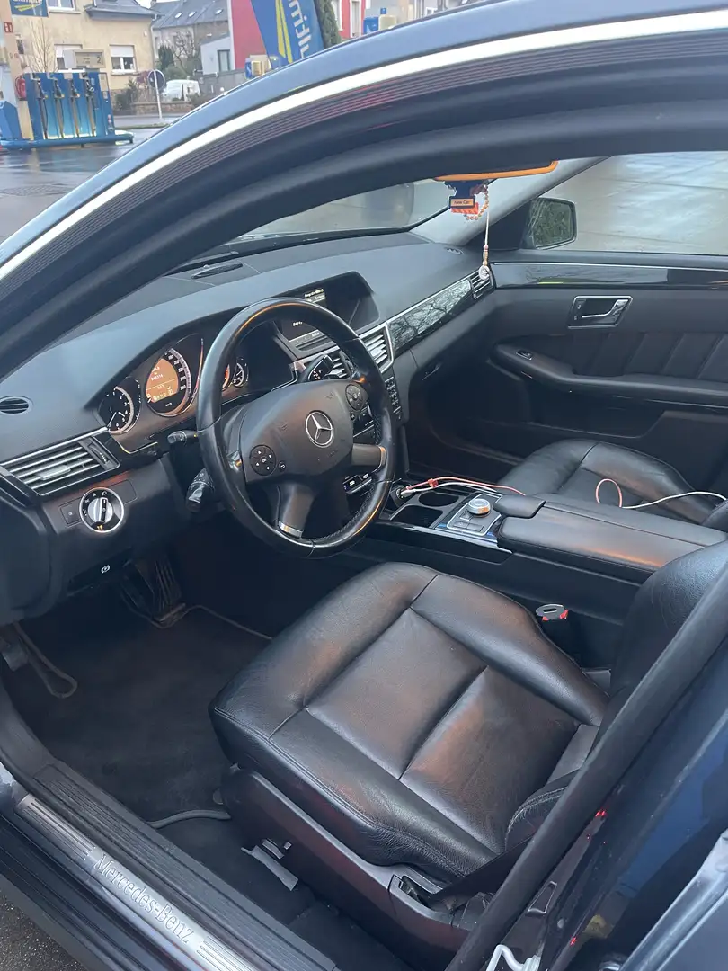 Mercedes-Benz E 350 CDI DPF BlueEFFICIENCY 7G-TRONIC Avantgarde - 2