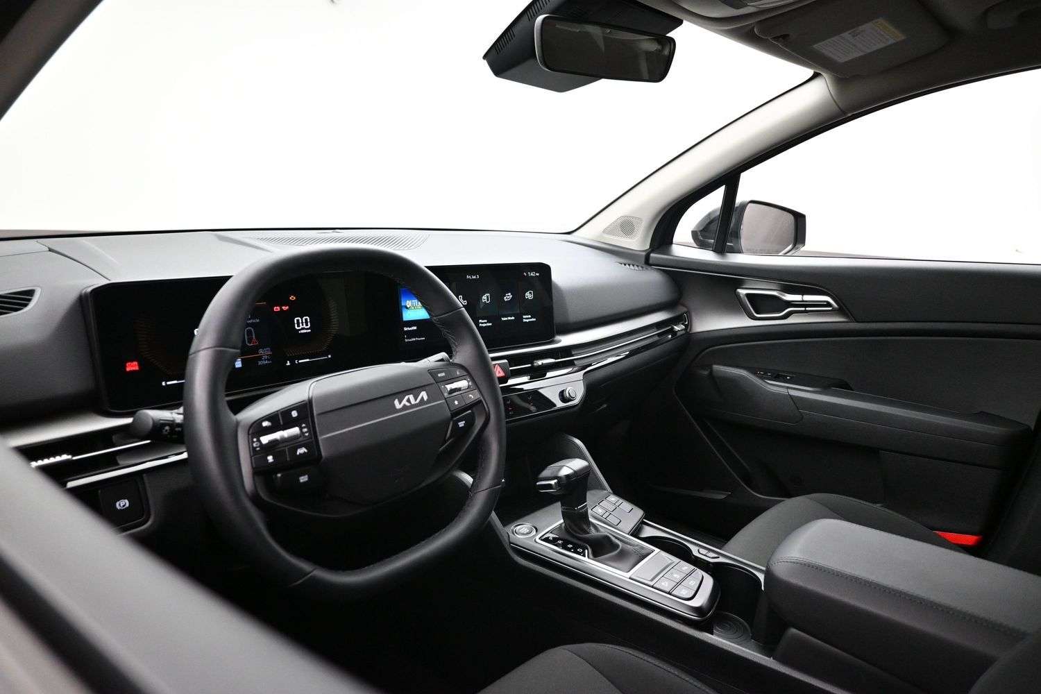 2026 Kia Sportage LX AWD ONLY 3,000 KM'S!!! Android Auto/Apple CarPl — снимка 1