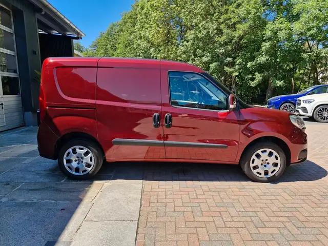 Fiat Doblo view 4