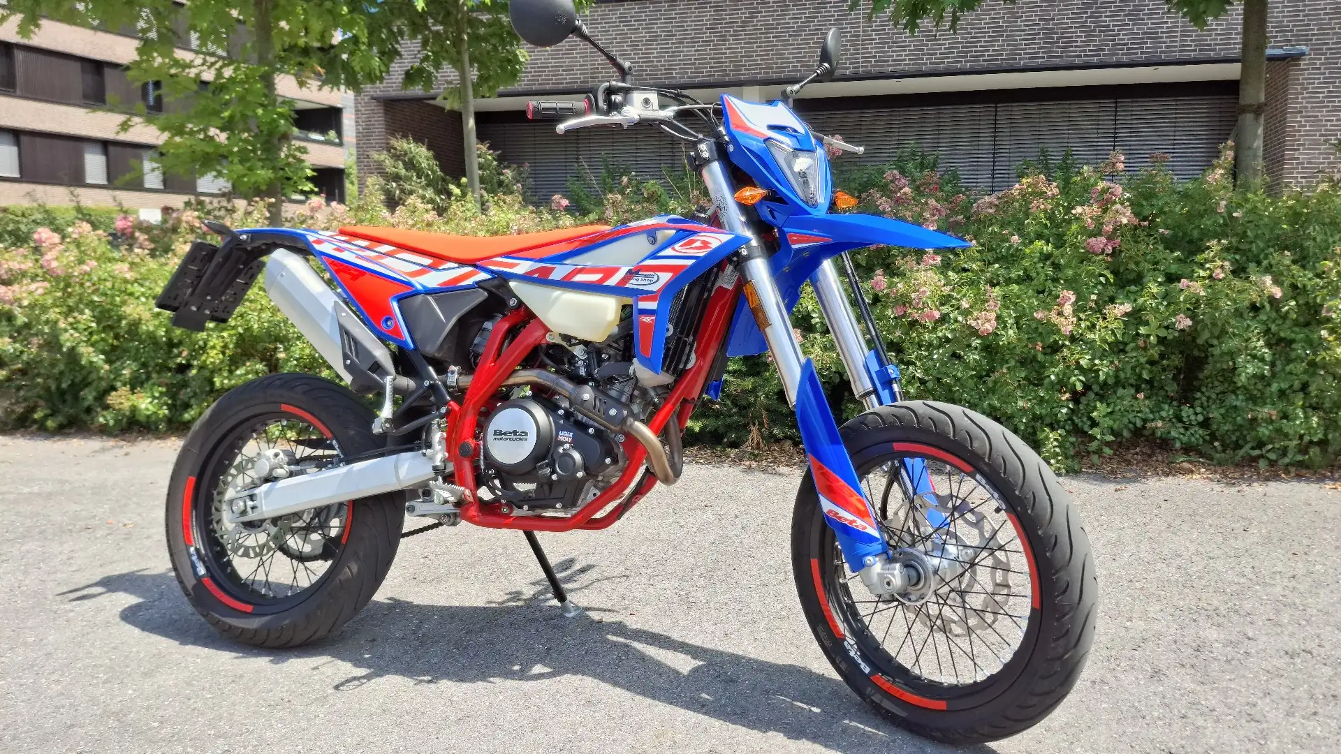 Beta RR 125 4T Supermoto Красный - 1