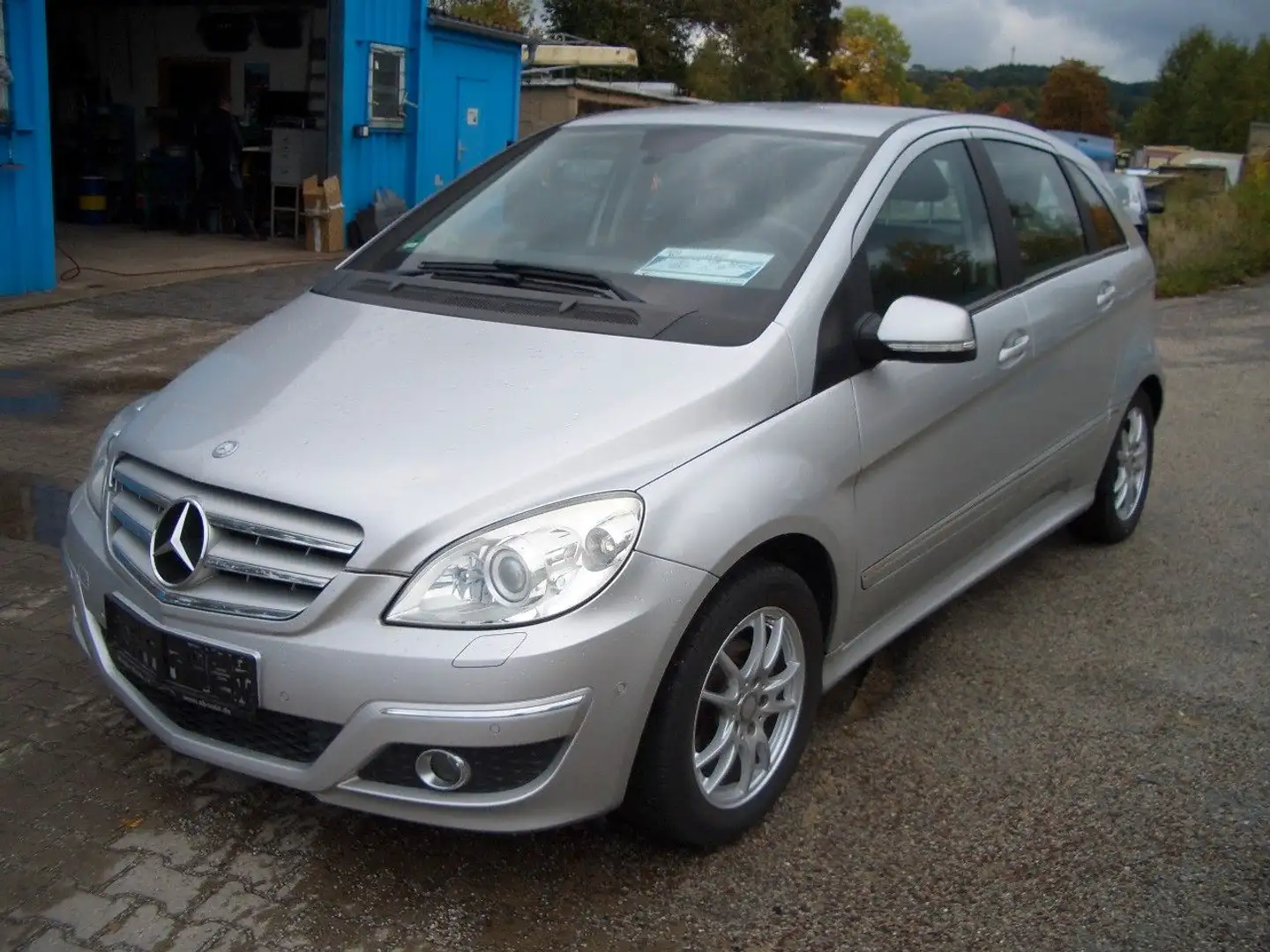 Mercedes-Benz B 180 B -Klasse B 180,TÜV/Insp.Neu,Automatic,TOP Silber - 1