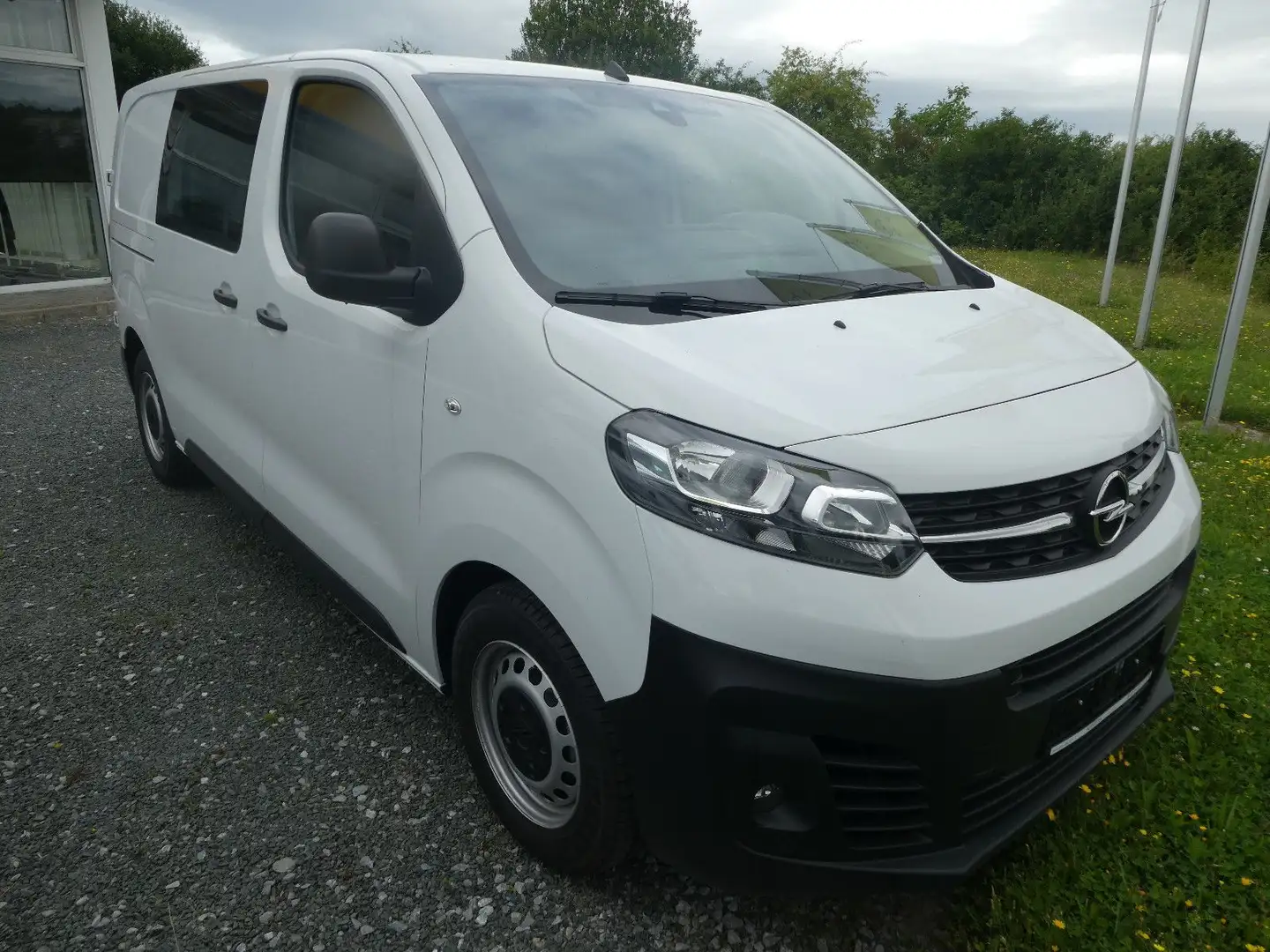 Opel Vivaro Kasten Edition M Білий - 2