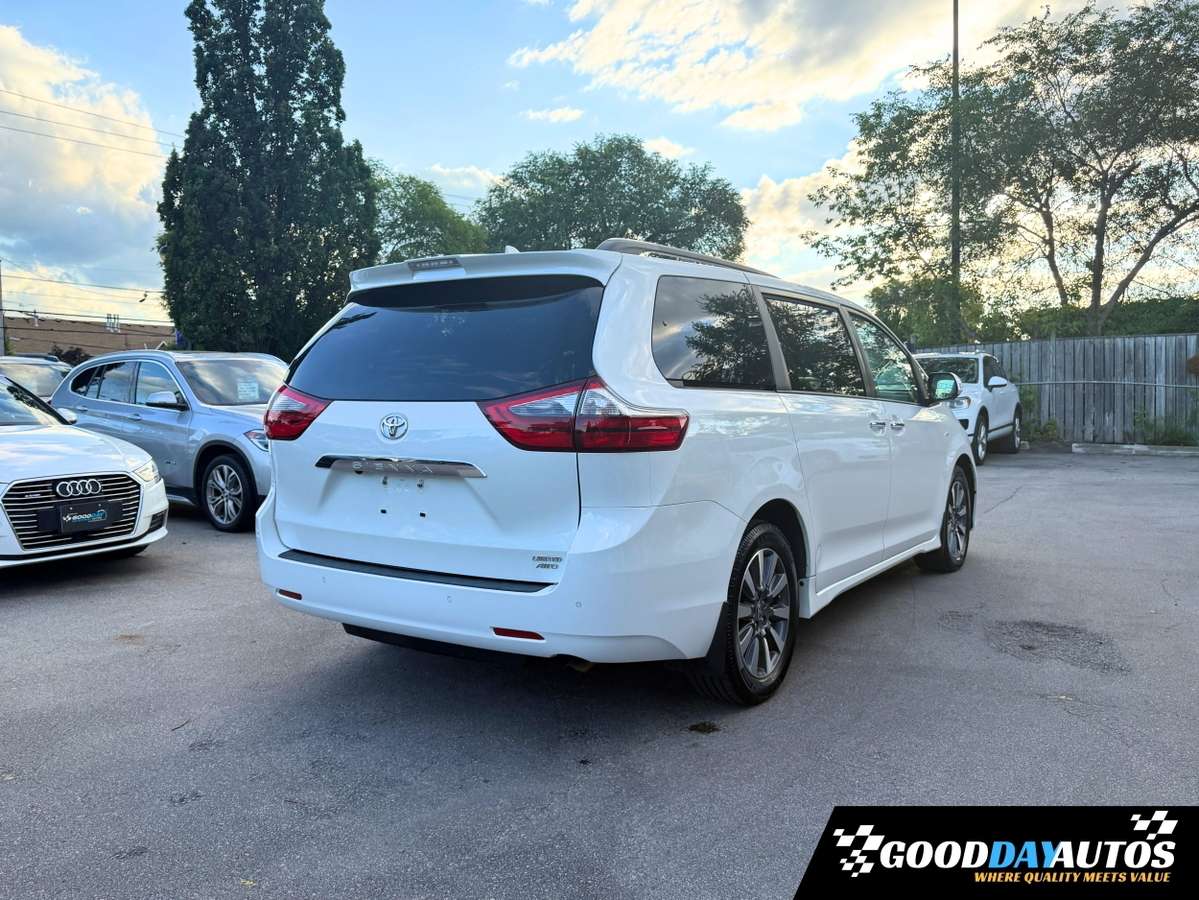 2020 Toyota Sienna Limited AWD FULLY LOADED ONE OWNER DEALER SERVICED — снимка 1