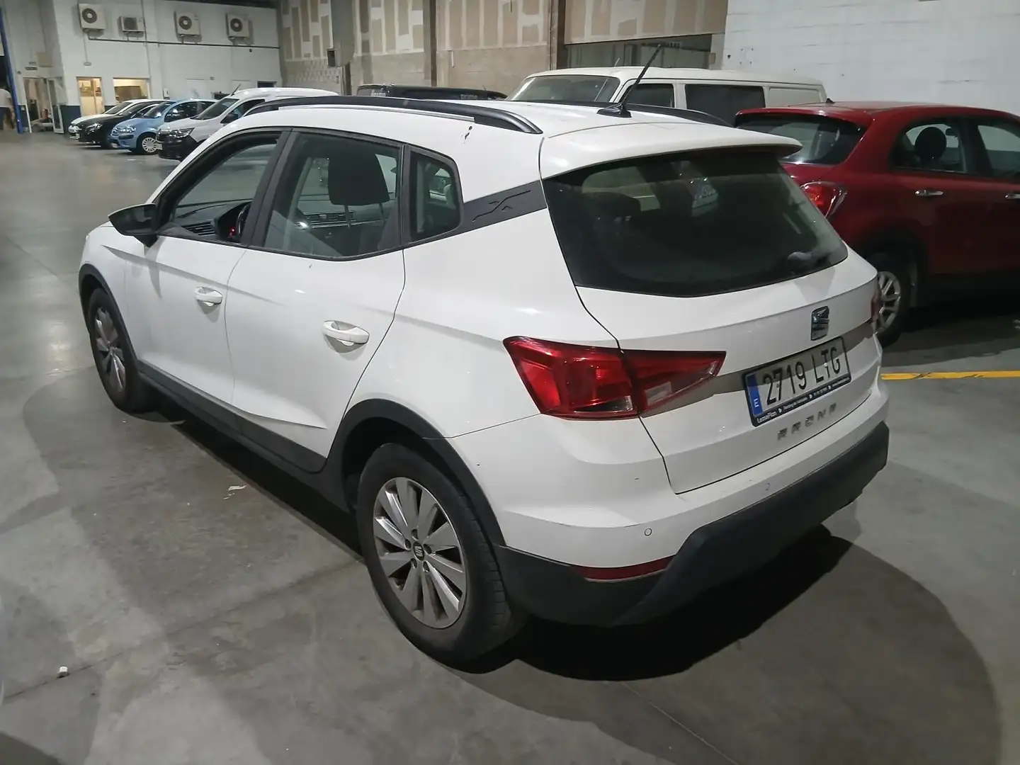 SEAT Arona 1.0 TSI S&S Style 110 Blanco - 2